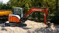 Excavator pe senile din cauciuc Hitachi, 6.5 tone  - Poza 2
