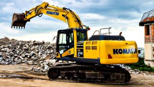 Excavator pe senile Komatsu PC210-10, 23 tone