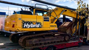 Excavator pe senile Hybrid Komatsu HB215, 24 tone 