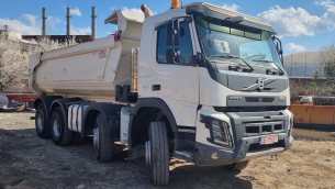 Camion Volvo FMX - Basculanta 8x4 18m²